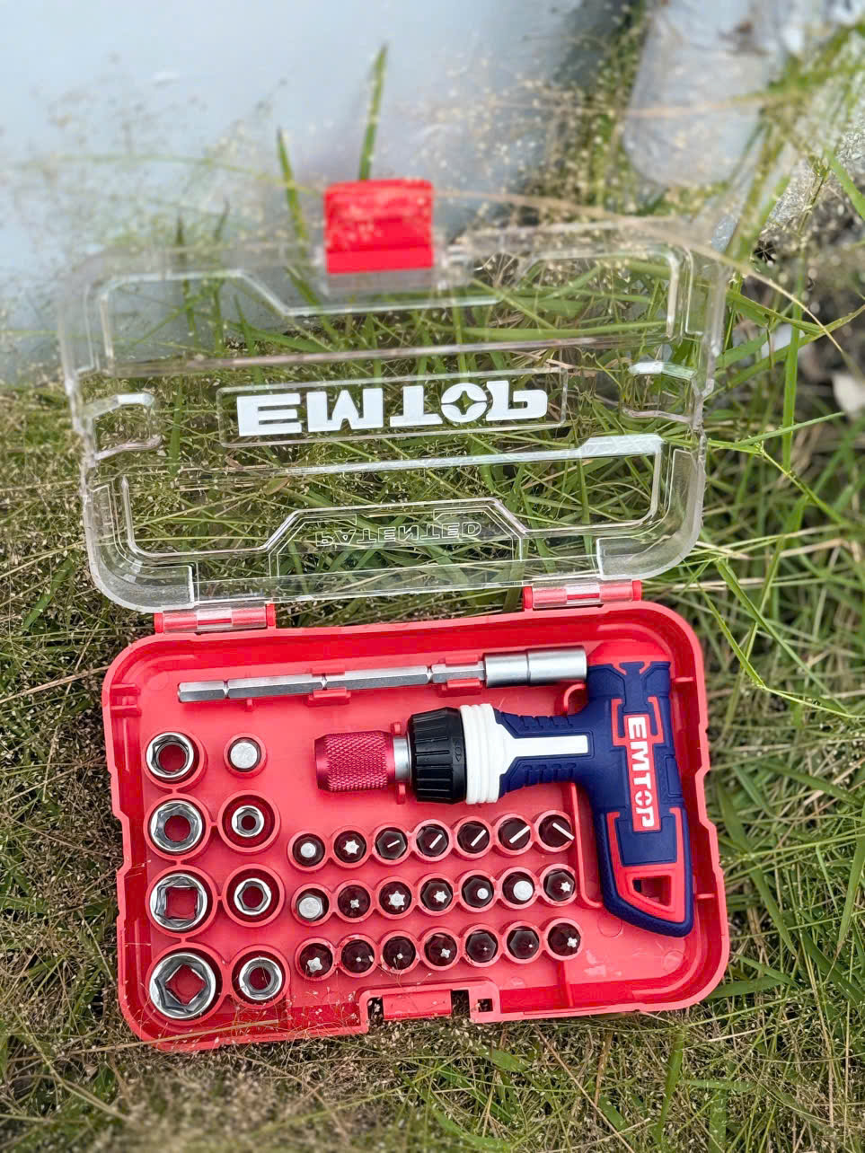 Bộ tua vít cờ lê tay cầm chữ T 31 chiếc EMTOP - EBST03102