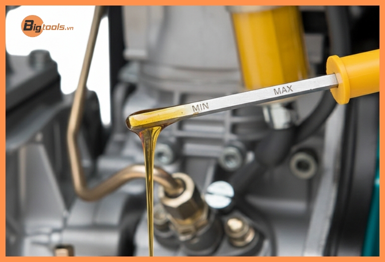 Kiểm tra dầu nhớt động cơ diesel - Quy trình vận hành an toàn và kiểm tra mức dầu bôi trơn trước khi khởi động máy bơm dầu.