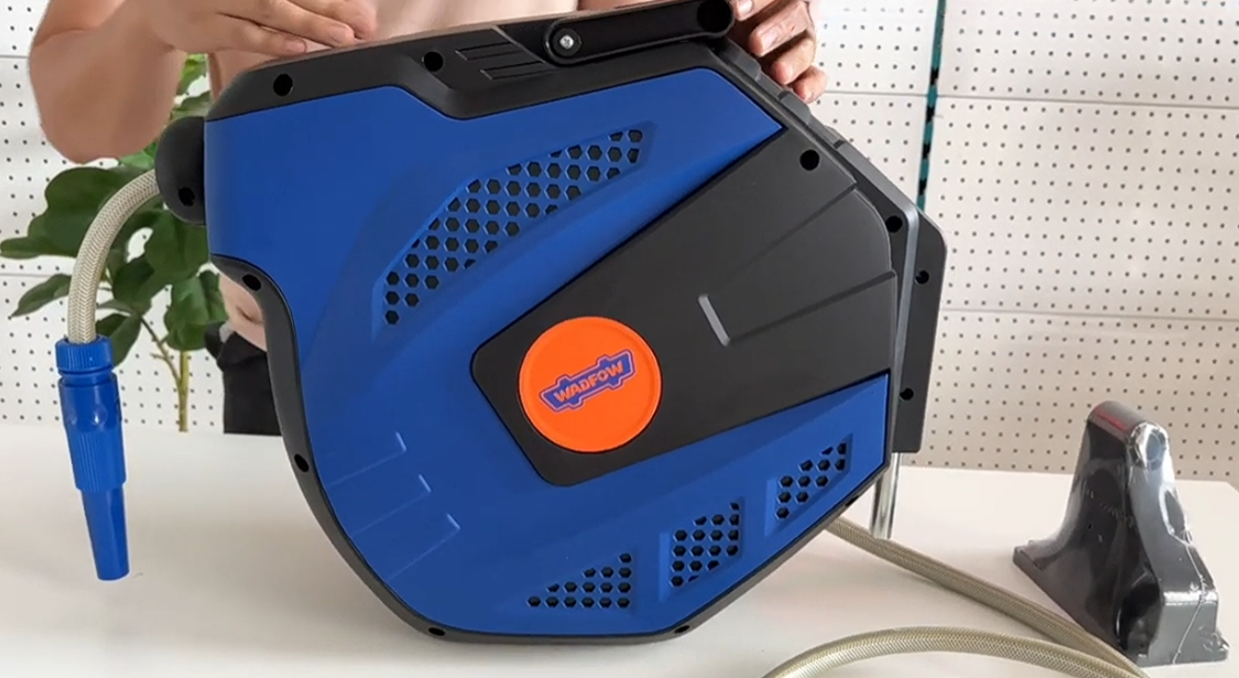 Những ưu điểm vượt trội của Cuộn Ống Tự Rút WADFOW 20M