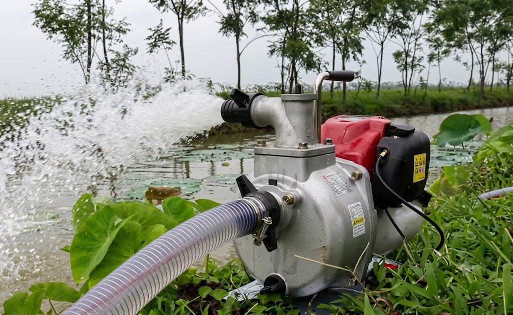 Máy bơm nước xăng