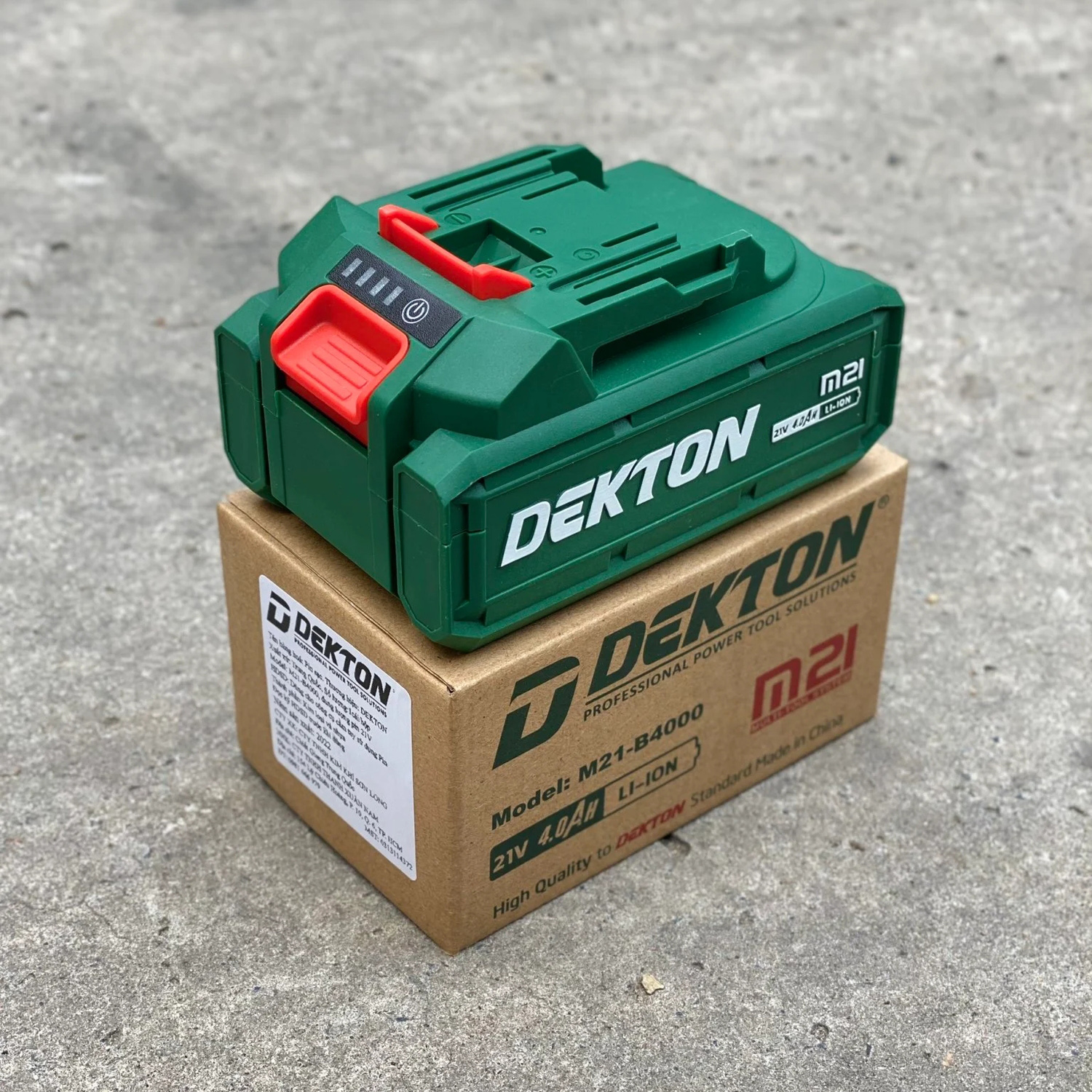 Pin Dekton M21-B4000