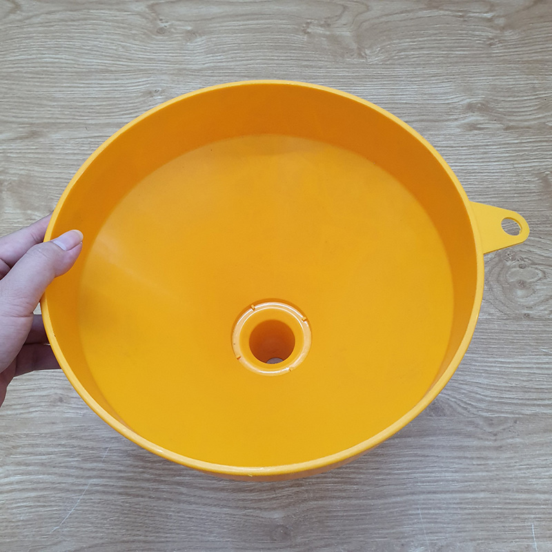 Phễu Nhựa 250mm Tolsen 65232