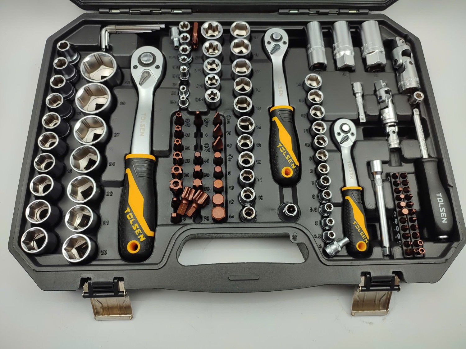 Bộ Dụng Cụ Mở Bulong 175 Món  TOLSEN 15146 - Bên dưới