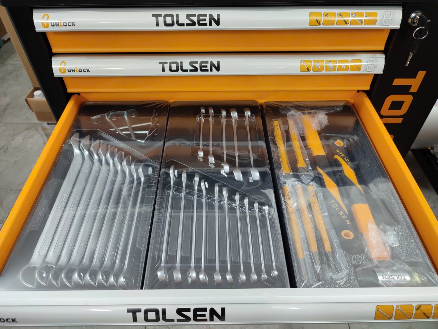 Bộ Dụng Cụ 175 Chi Tiết TOLSEN 85410 - ngăn 3