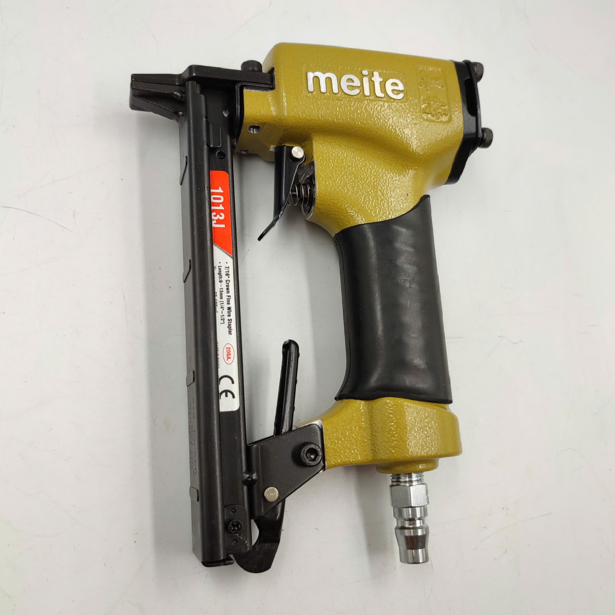 Súng bắn đinh Meite J1013 - Mặt trước