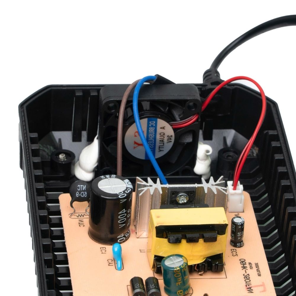 Bộ Sạc Nhanh Pin 21V G3-HUK020A