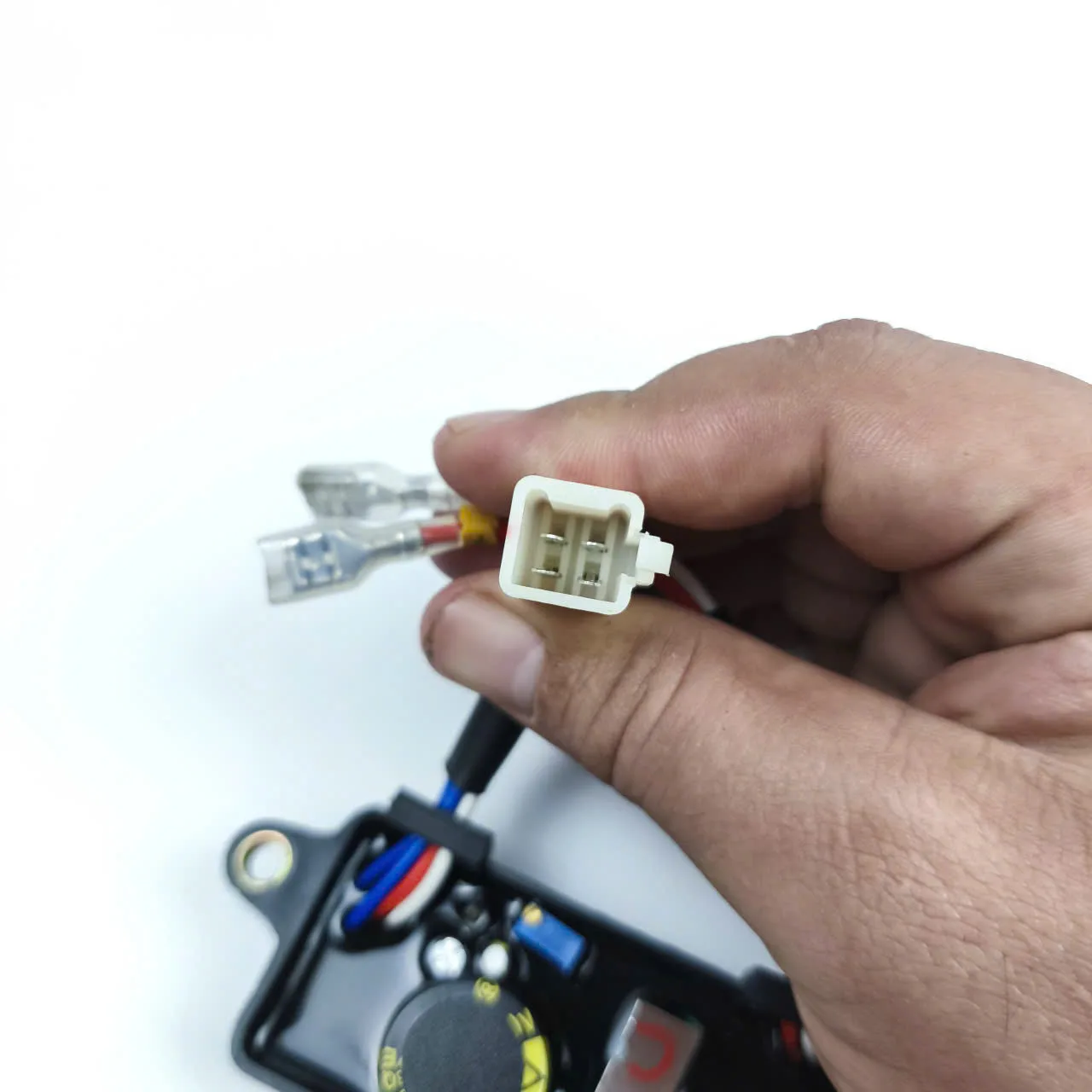 AVR máy phát điện 3.0Kw