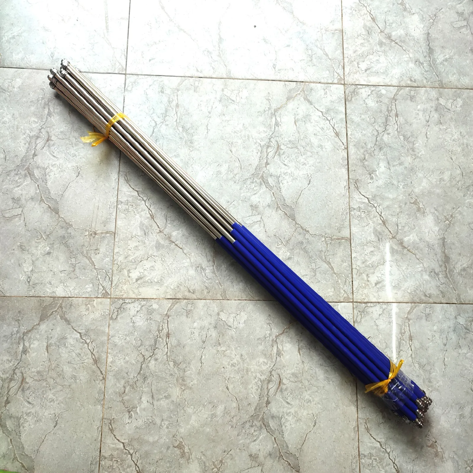 Cần Phun Xịt Thuốc Inox Bọc Nhựa Cán Xanh | Bigtools