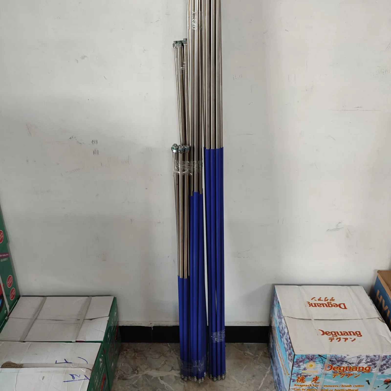 Cần Phun Xịt Thuốc Inox Bọc Nhựa Cán Xanh | Bigtools