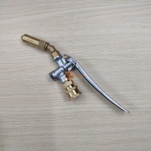 Bộ tay bóp xịt rửa máy lạnh cong (Chân nối nhanh - Thau 5cm)