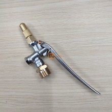 Bộ tay bóp xịt rửa máy lạnh thẳng (Chân 22mm - Béc hỏa tiễn sứ dài)