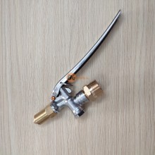 Bộ tay bóp xịt rửa máy lạnh thẳng (Chân 22mm - Thau 3.5cm)