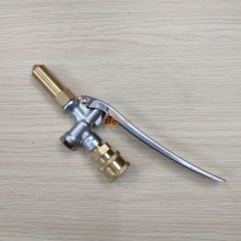 Bộ tay bóp xịt rửa máy lạnh thẳng (Chân nối nhanh - Thau 5cm)