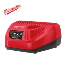 Sạc pin MILWAUKEE 12V