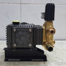Đầu bơm máy xịt rửa xe cao áp BT20 (Pully)